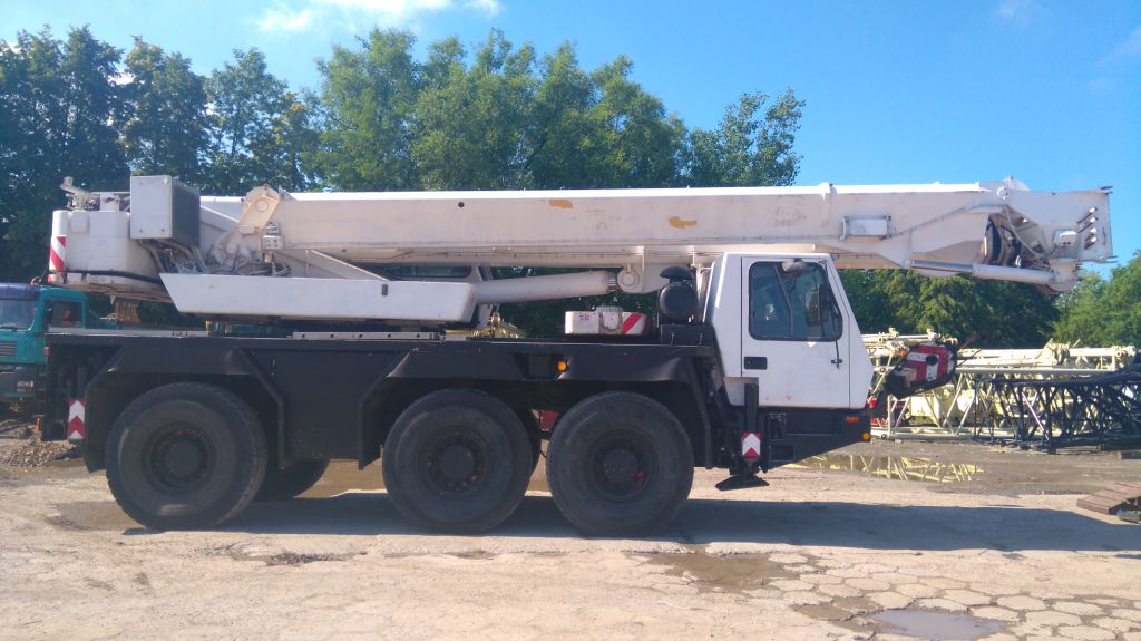 Grove GMK3050 (3784)